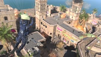 Screenshot of Warzone players parachuting into Al Mazrah